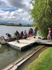Group canoe